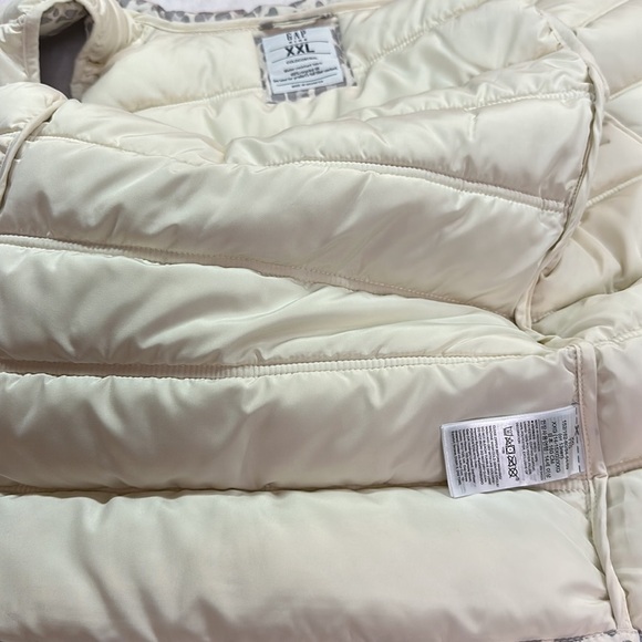 Gap Kids Cold Control Water-resistant Leopard Print Cream/Grey Vest XXL - Picture 9 of 10